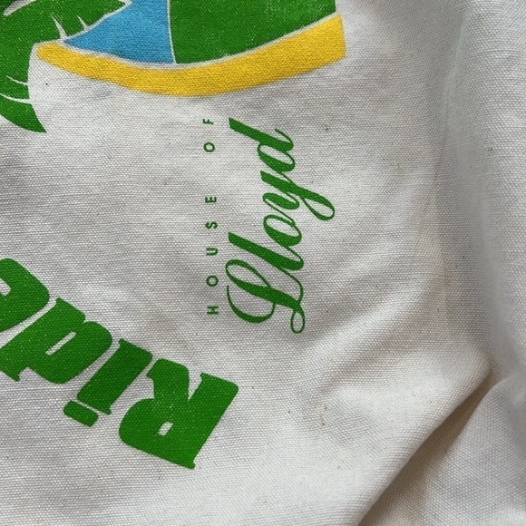 House of Lloyd Ride the Wave Drawstring Bag - Picture 2 of 4